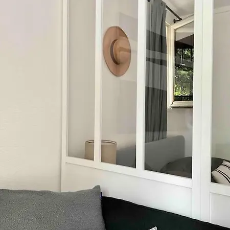 30 M2 A 900 M Du Rer E Apartment